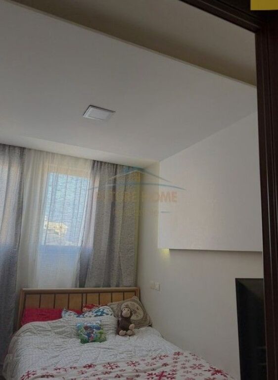 In vendita, Appartamento 2+1 Unaza e Re, Tirana