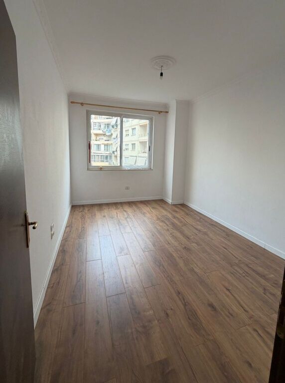 📌Vendesi in vendita 2+1 ad Astir (Complesso Fratari)