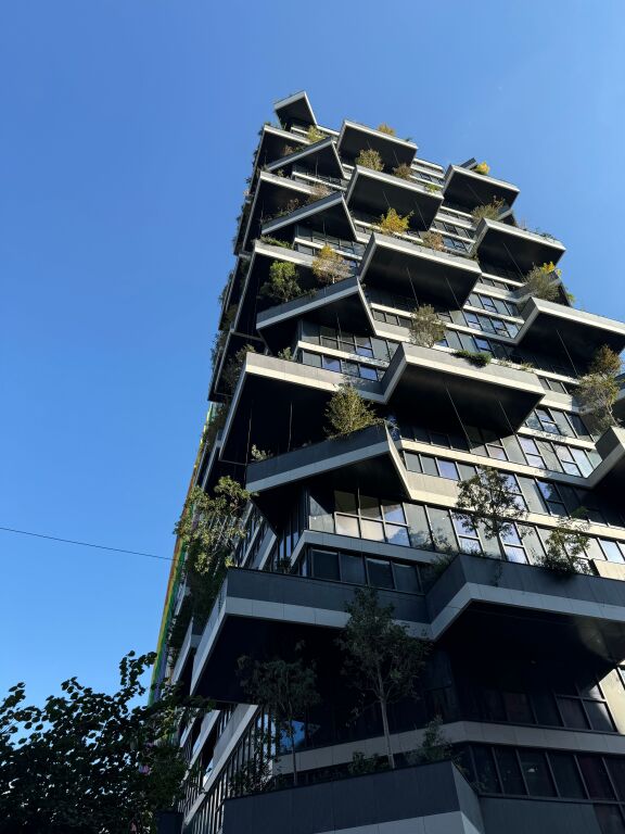 Appartamento 3+1+2 in affitto a Vertical Forest – Ideale per uffici!