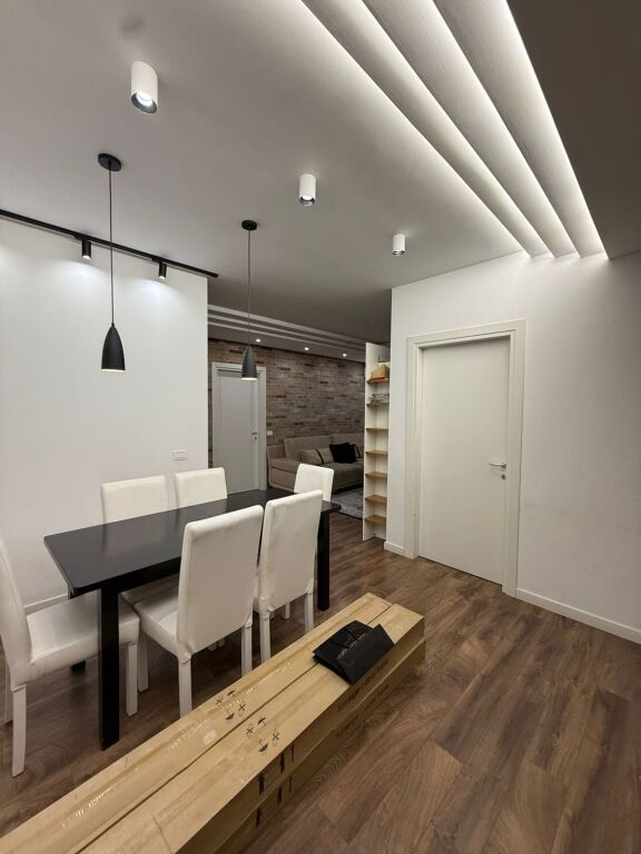 Appartamento in affitto 2+1 presso l'ex Campo di Aviazione (ID B2201792) Tirana
