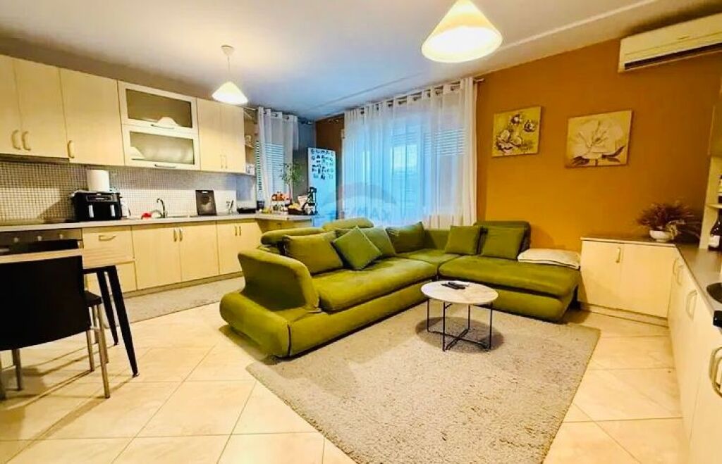 📍🏠Vendesi Appartamento Complesso Colombo