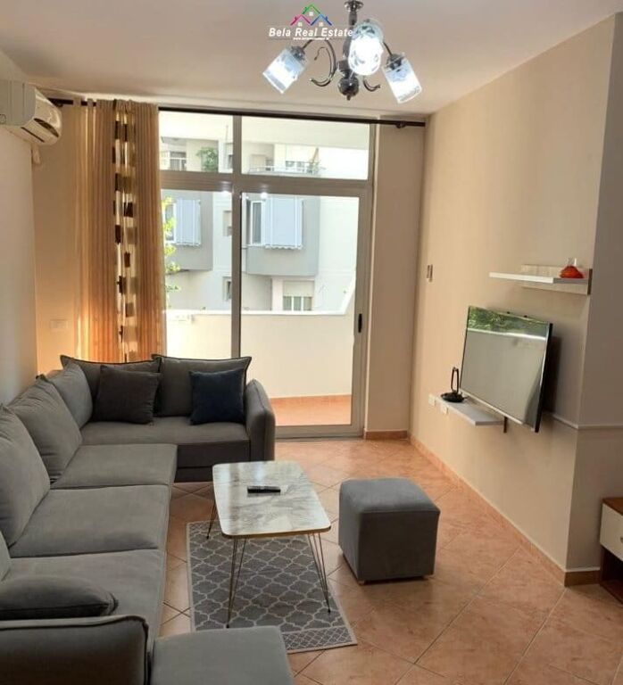 Apartament Me Qera 2+1 Tek Komuna e Parisit ( ID B2201739) Tirane