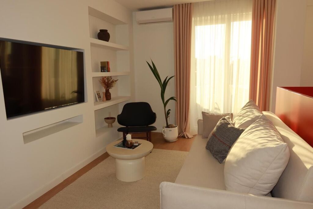 Apartament 1+1 me qira tek 21 Dhjetori!
