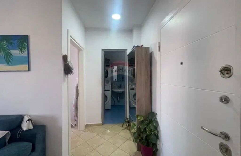 Apartment - For Sale - Kombinat, Tirana