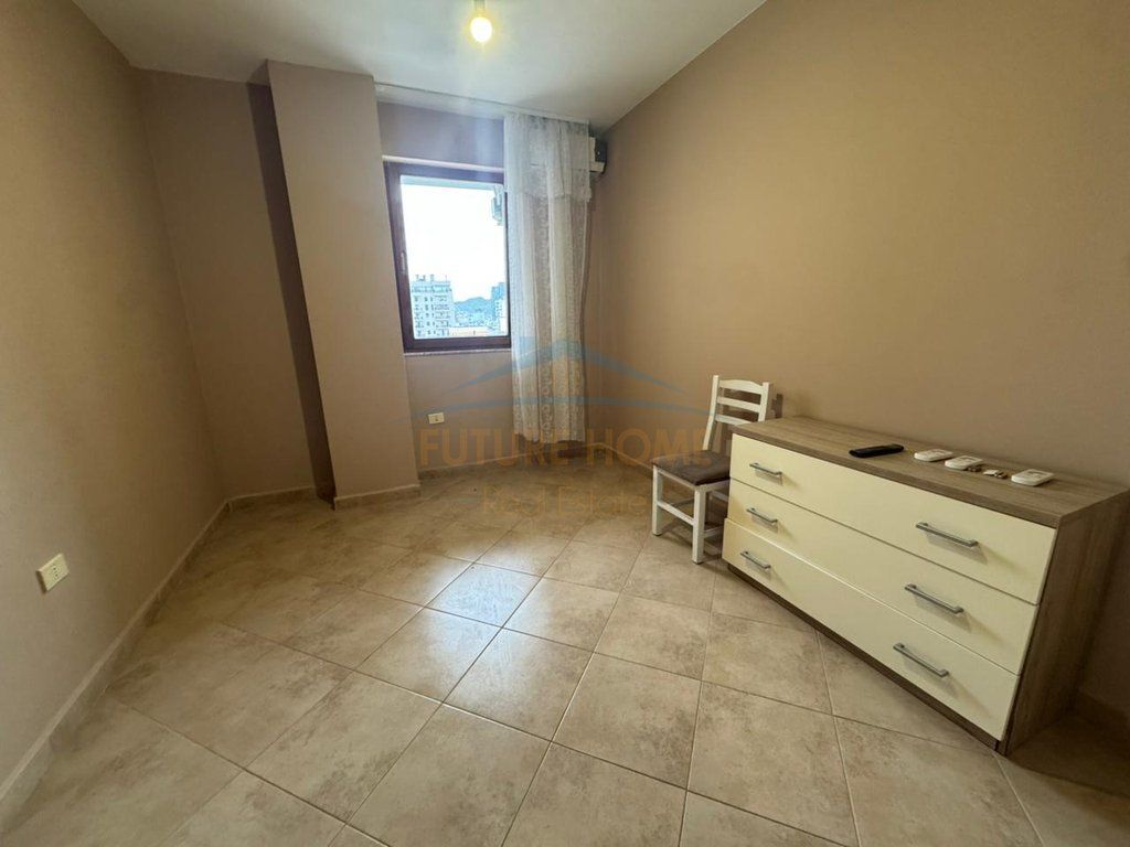 Rent, Apartment 3+1+2, Barricades Street, Tirana.