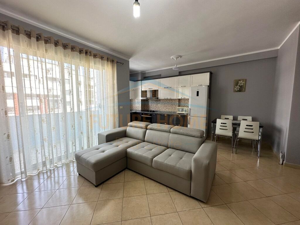 Rent, Apartment 2+1+2, Unaza e Re.