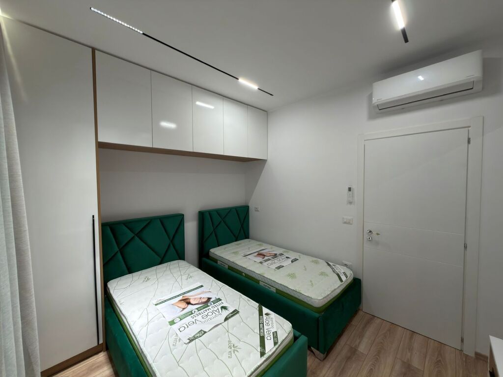 Apartment 2+1 for rent at KOMUNA E PARISIT