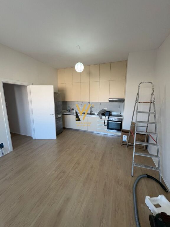 OFFICE 96 M2 FOR RENT IN VASIL SHANTO 1,500 EURO