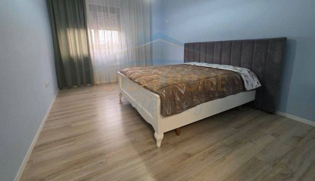 Qera, Apartament 2+1+2, Ish Tregu Elektrik, Tiranë