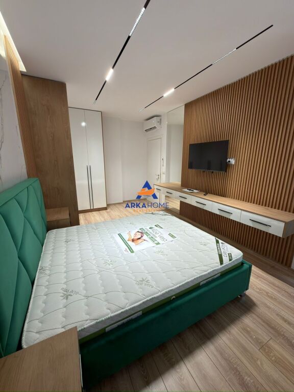 APARTMENT FOR RENT 2+1+BALCONY "BETWEEN VASIL SHANTO AND THE MUNICIPALITY, NEAR THE SQUARE" 1200 EURO