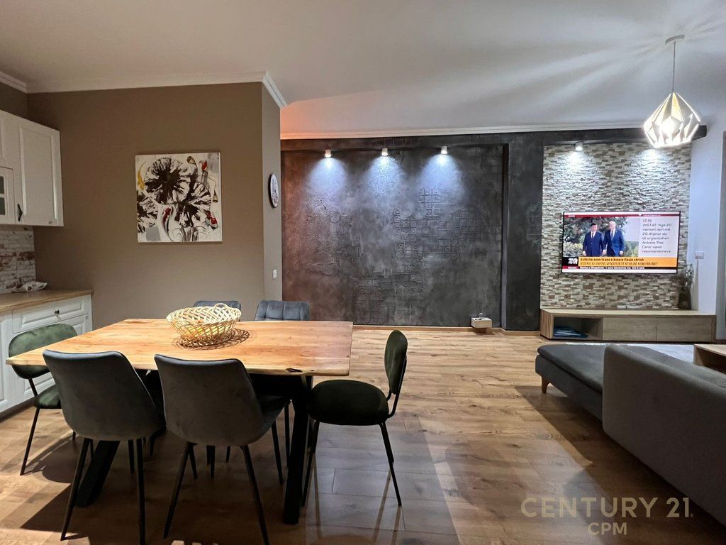 Apartment 2+1+2 For Rent Near the Botanical Garden!