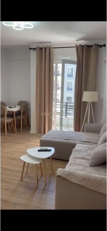 Appartamento 2+1 in affitto presso Report Tv! 700 € /Mese Superficie Totale 95m2