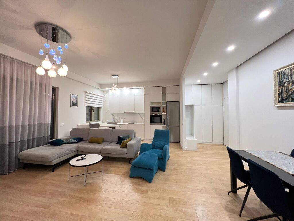 Apartament me qira 2+1+2 te Kompleksi Delijorgji