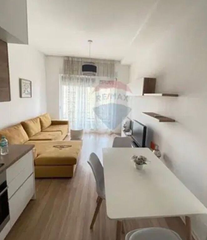 Apartament 1+1 me qera 21 Dhjetori Kontakti
