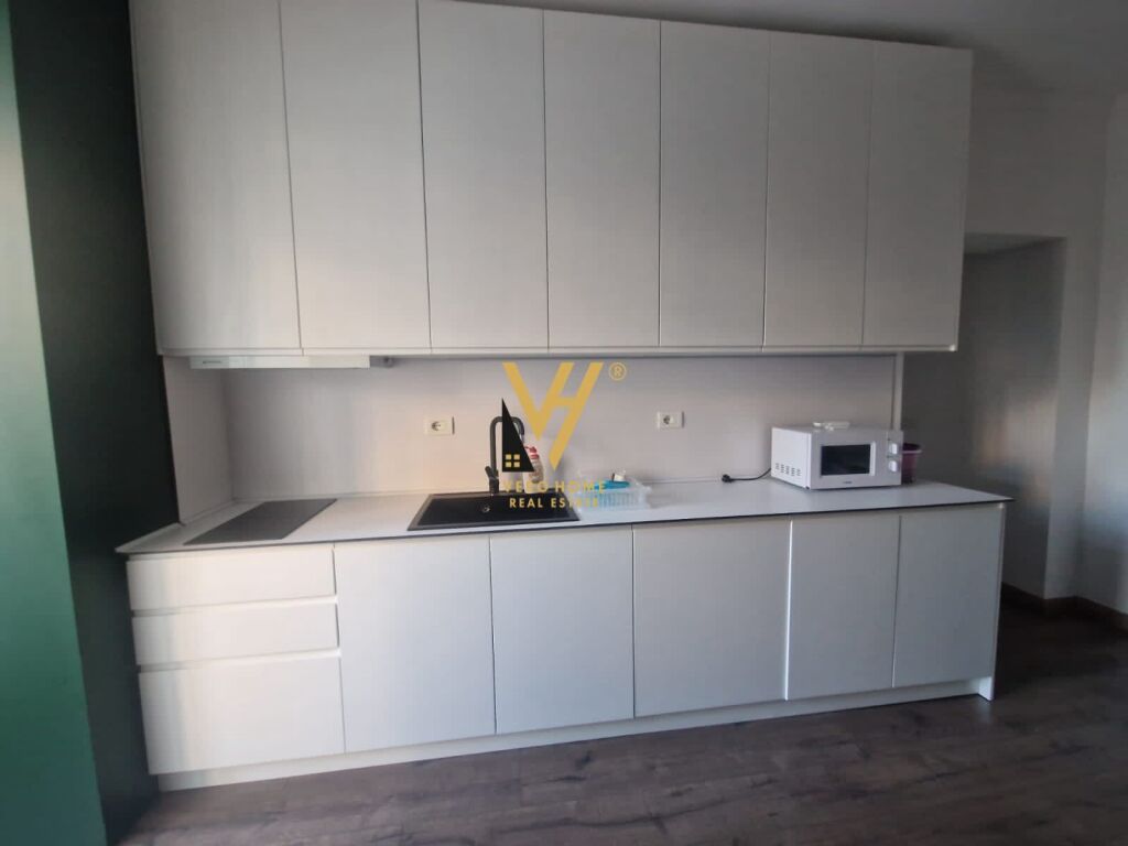 JEPET APARTAMENT 1+1+BLK ME QIRA TE 21 DHJETORI 60.000 LEKE