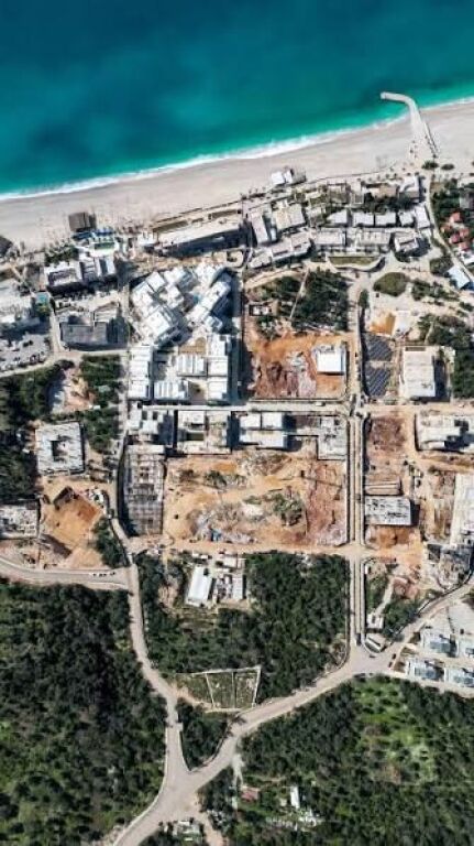 IN VENDITA: Appartamento 1+1 📍Dhërmi – Santorini Square Village 🔥 Pagamento a rate disponibile 💰 Prezzo: 180.000 € | Superficie: 60 m² 🌊 A soli 200 metri dal mare