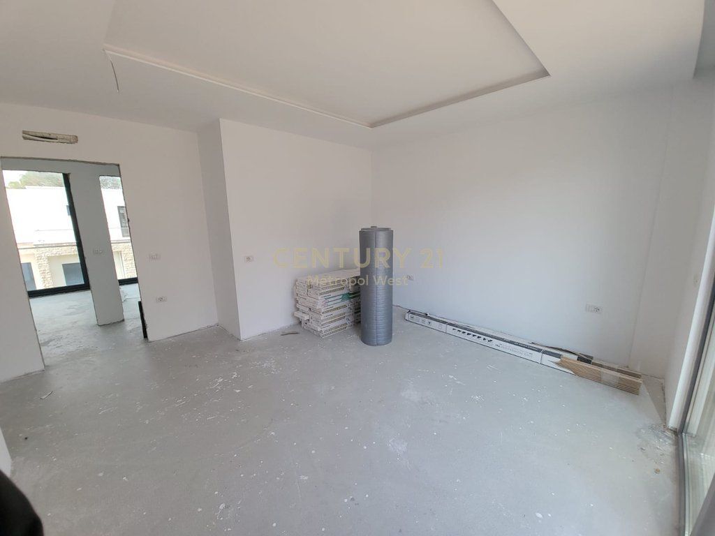 Semi-Detached Villa for Sale – San Pietro, Lalzi Bay