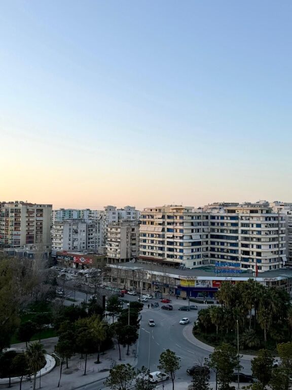 Appartamento 1+1 in Affitto a Lungo Termine - COBO CENTER, Lungomare, Vlorë