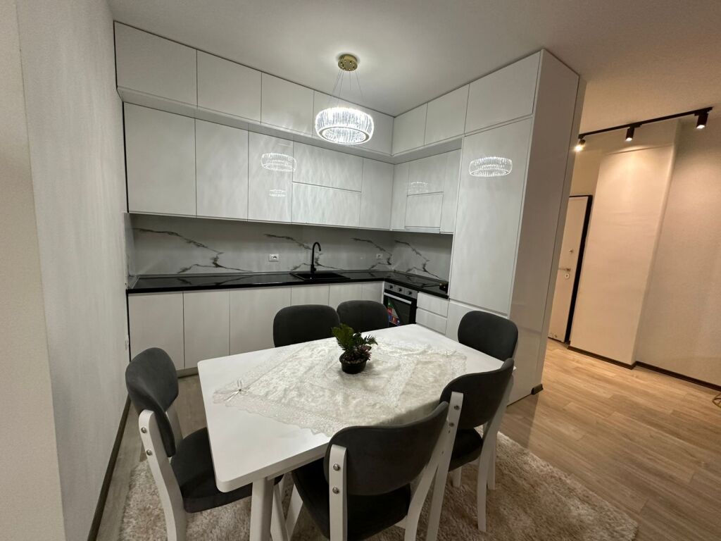 Apartment 2+1 for rent Peti Street Dry Lake

