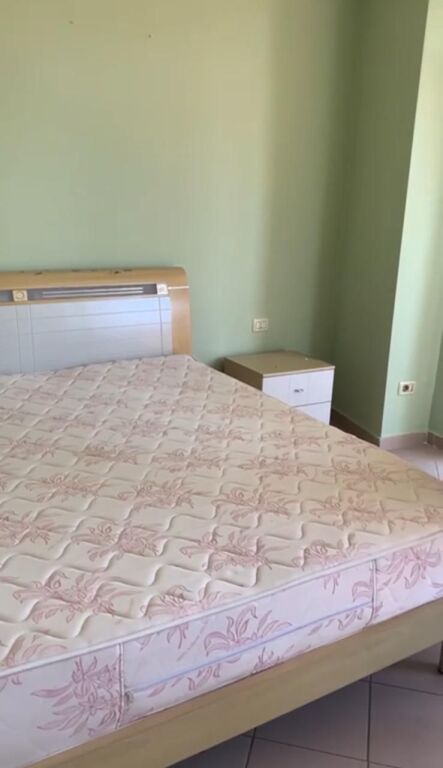 In affitto Appartamento 1+1, via Mih Duri vicino all'ex Ambasciata Jugoslava 600 mila lek