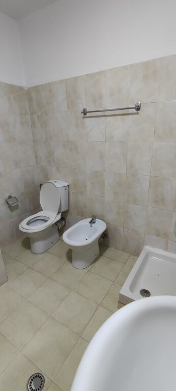 Jepet me qira apartament 2+1