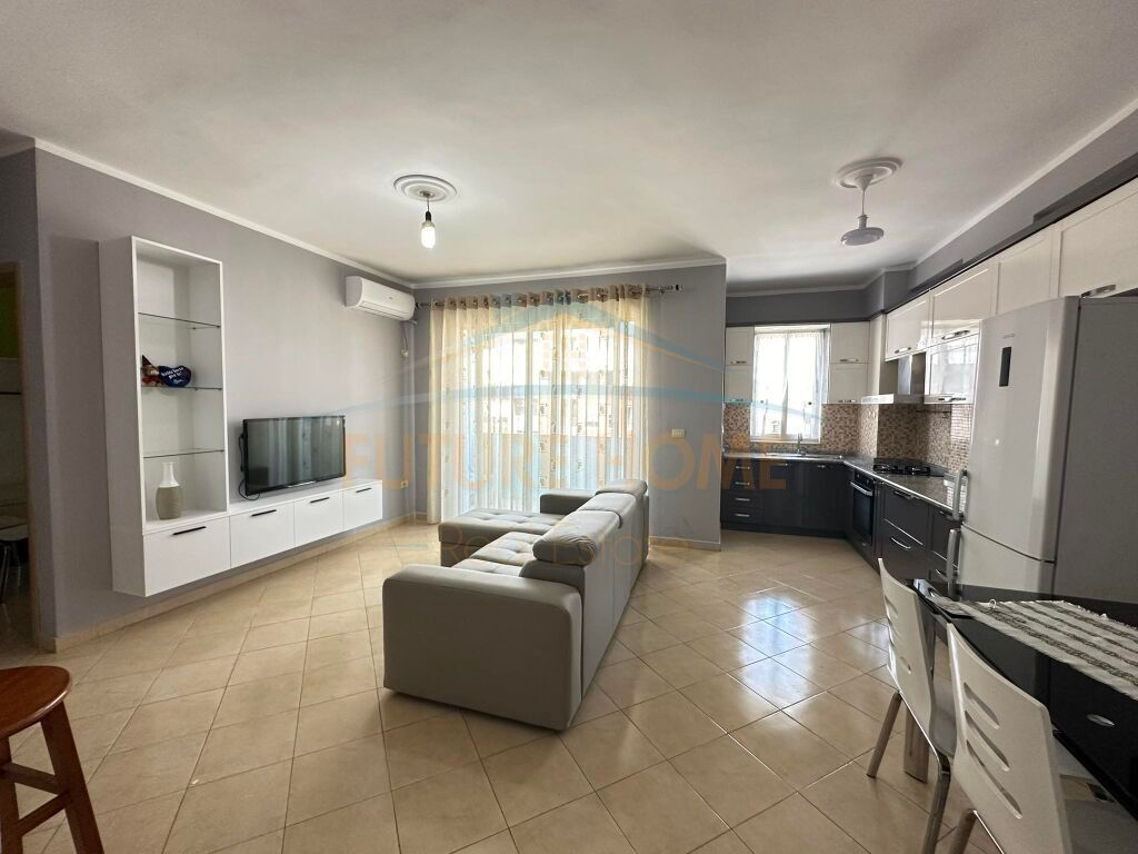 Rent, Apartment 2+1+2, Unaza e Re.