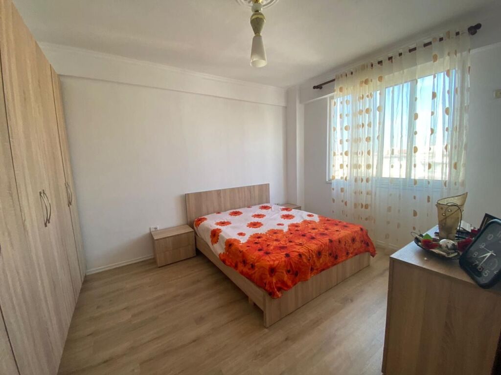 1+1, al complesso Fratar ad Astir, prezzo 400 euro