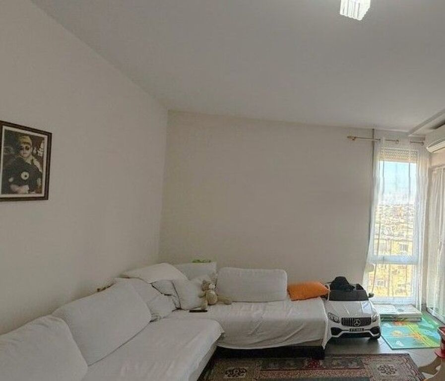 Jepet me Qira Apartament 1+1 tek Oxhaku