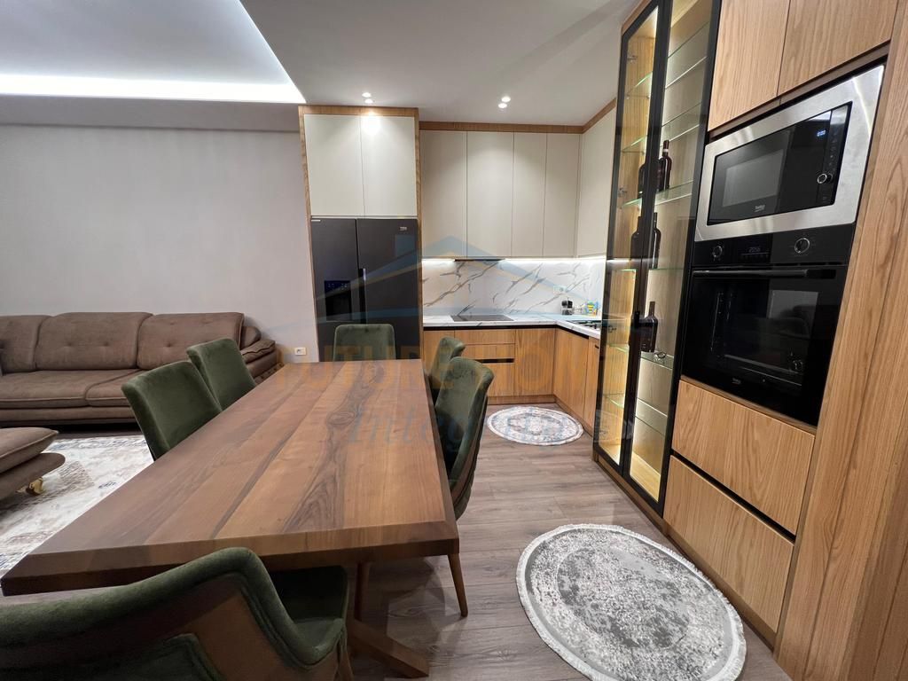 For sale, Apartment 2+1+2+Parking Space, Ali Demi, Tirana.
