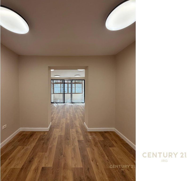 2+1 apartment for sale near Petro Nini, in the Margarita Tutulani area.