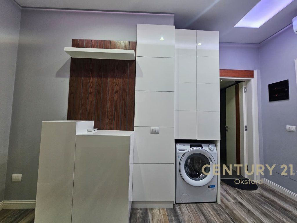 FOR RENT APARTMENT 2+1+WALK-IN CLOSET IN SAUK 650 € /Month Total Area 110m2