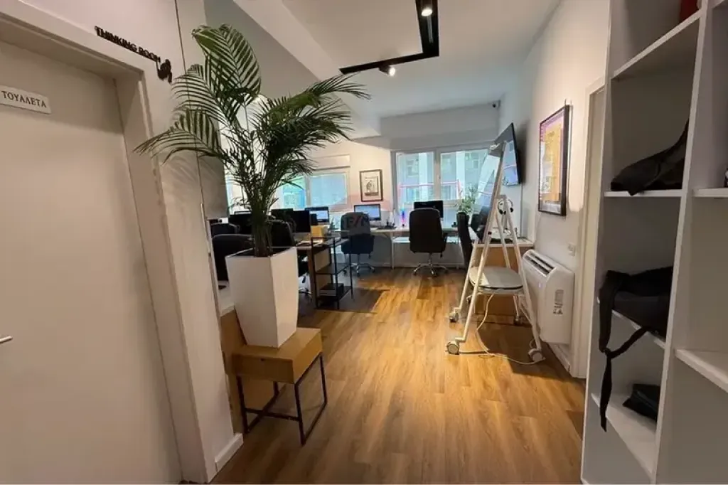 Office - For Sale - Mangalem Complex, Tirana