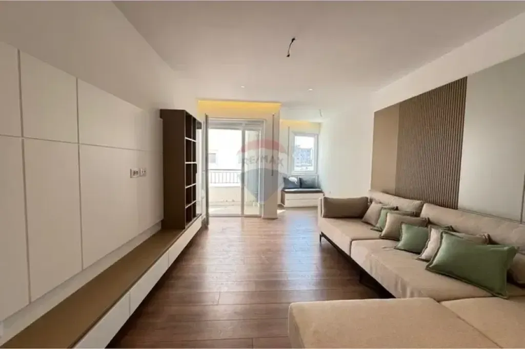 Apartament - Për Shitje - Rruga Mine Peza, Tiranë