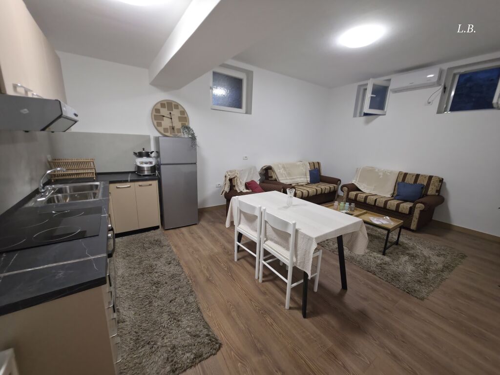 Apartament 1+1 me Qira – Rruga Bill Klinton