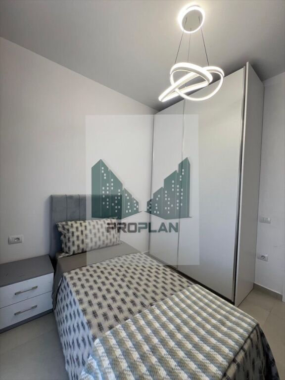 🏠JEPET ME QIRA Apartament 2+1 📍Rezidenca Henke, prane Spitalit Amerikan 3