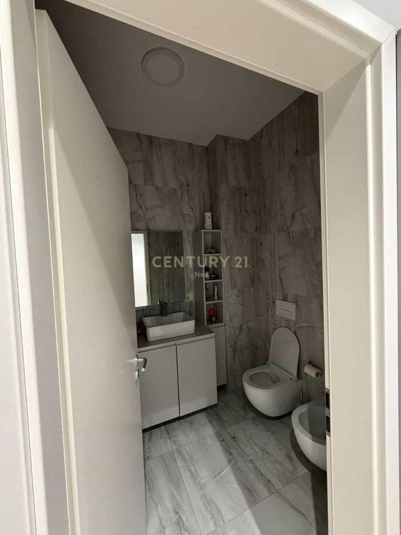 Jepet me qira apartament 2+1 tek Rruga Jordan Misja, në Marga Residence