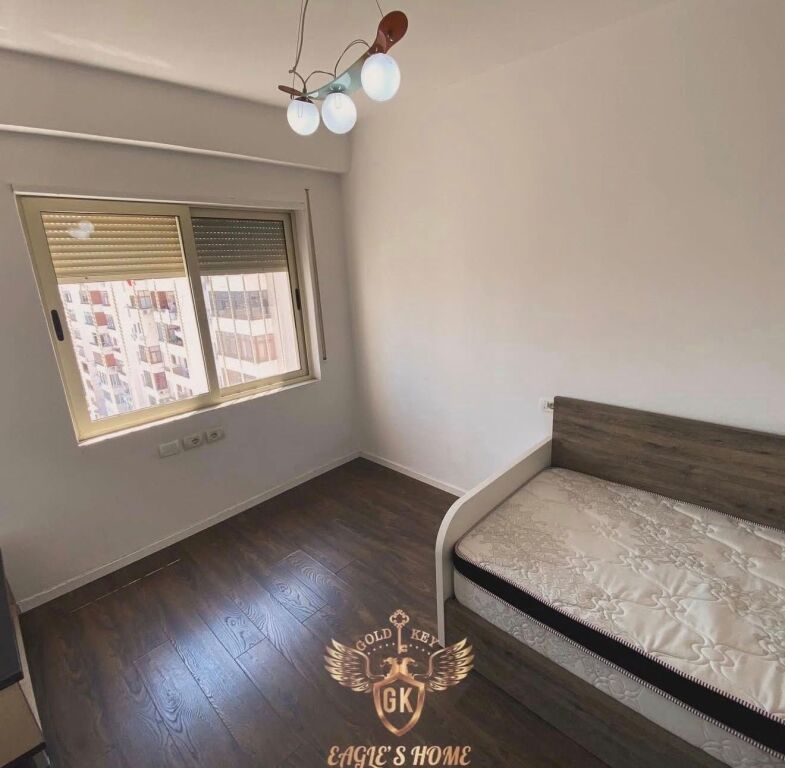 IN VENDITA Super APPARTAMENTO  • 3+1+2 + Balcone📍 Indirizzo: Quartiere 12, Vicino al Mercato Ex Fabbrica del Pane