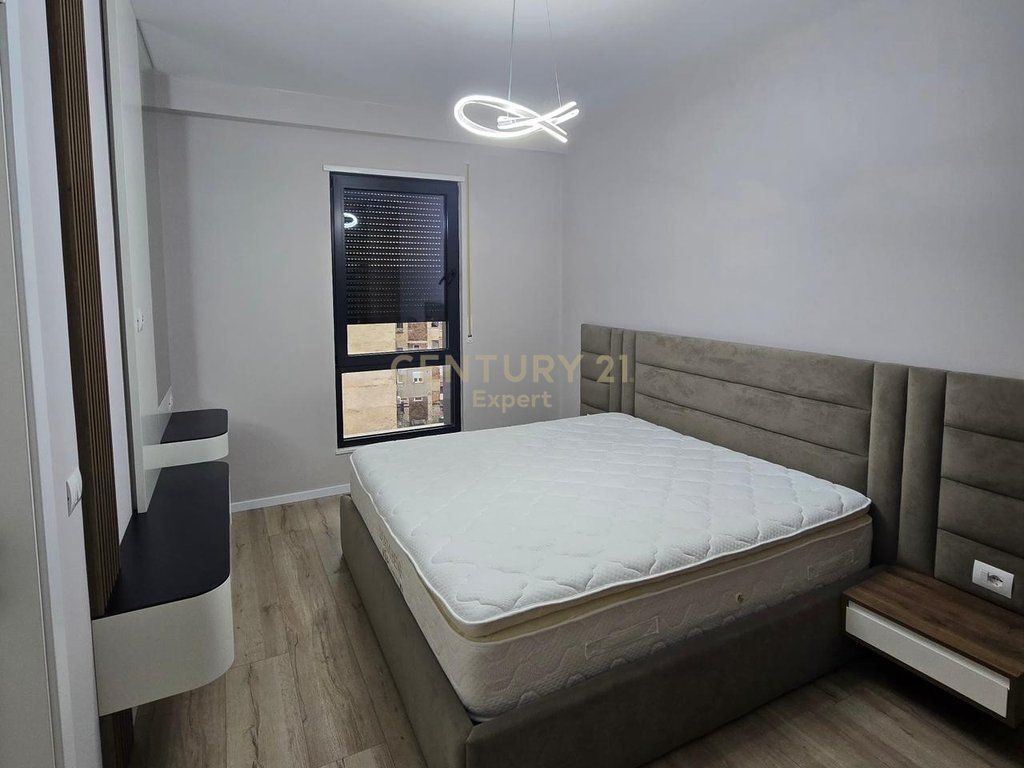 APARTAMENT 2+1+2 NE SHITJE PRANE UET 250,000 € Sip. Totale  103m2