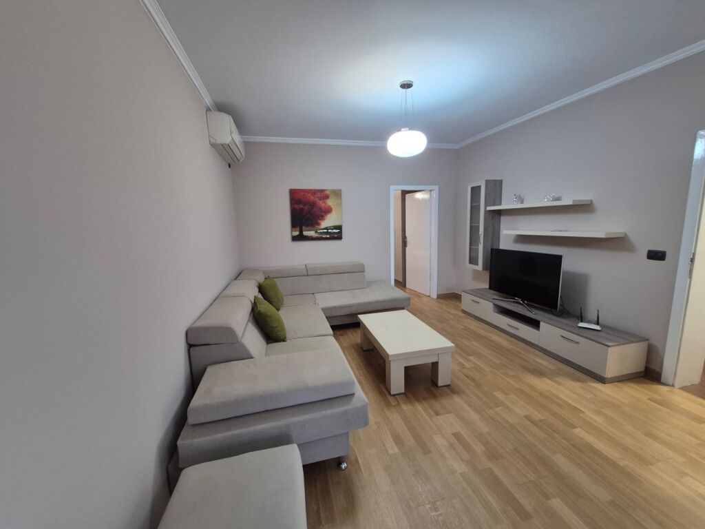1+1,furnished,at Hoxha Tahsim new market,500 thousand lek