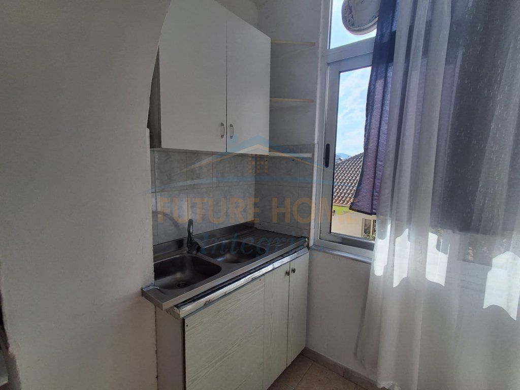 Rent, Apartment 1+1, Ali Demi, Tirana.