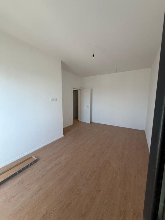 🏢Jepet me qira 2+1+2 për zyra📍Adresa: Don Bosko, Rruga Egnatia 💰 Çmimi: 700 € bruto / muaj