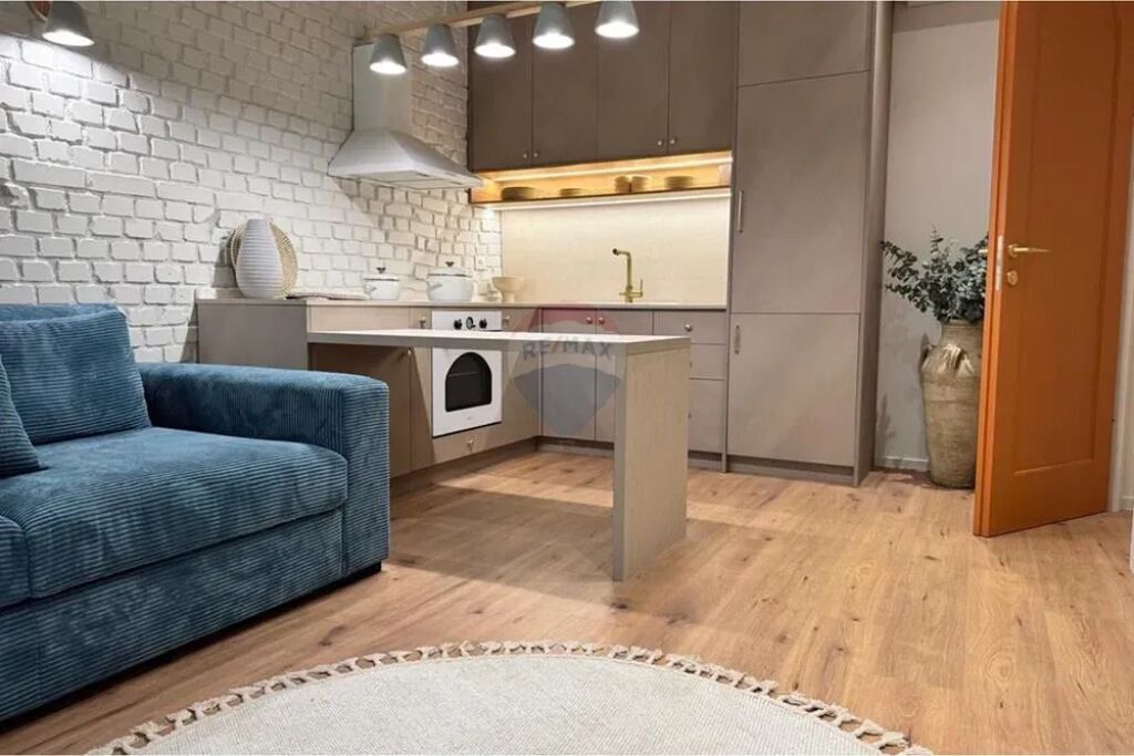 Appartamento - In Affitto - Myslym Shyri, Tirana