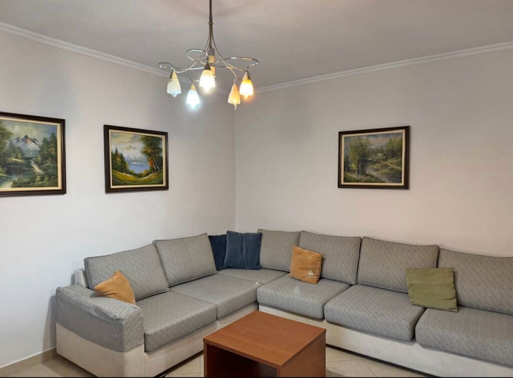 Apartment 1+1, United School!