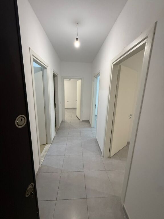 APARTMENT 2+1 FOR RENT ON BARRICADES STREET