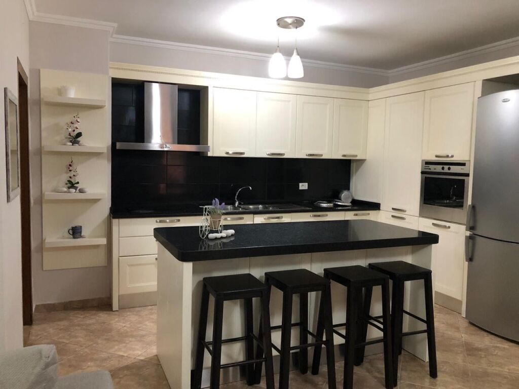 Apartment 2+1, Dry Lake!
