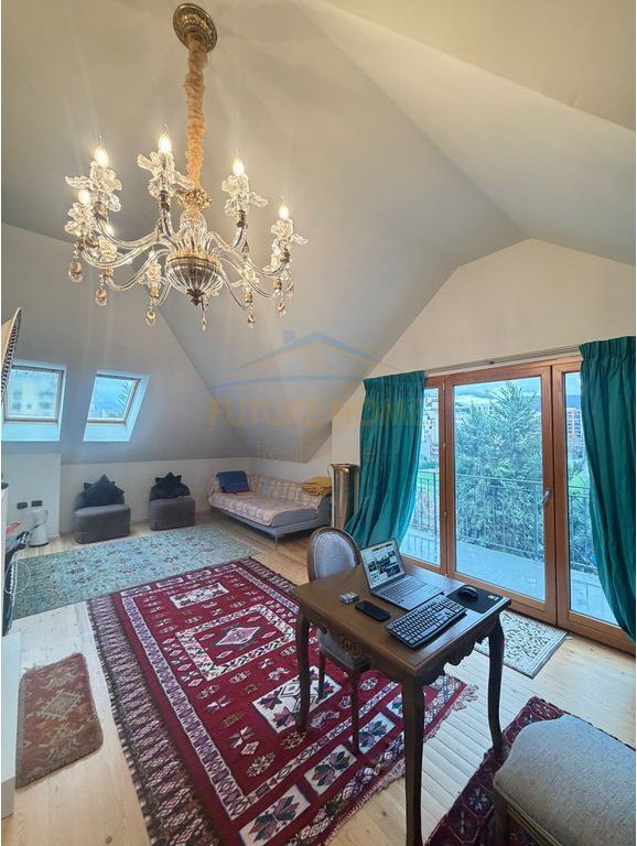 Apartment 2+1+2 for sale, Commune of Paris