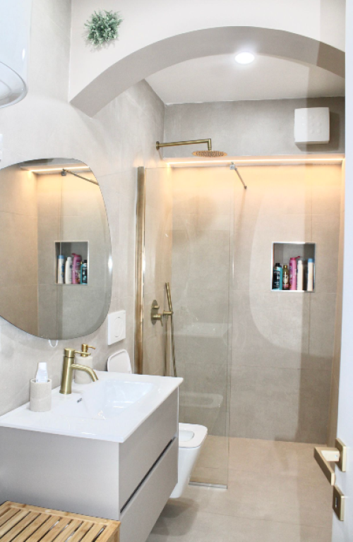 🏡 Apartment 2+1 for Rent – Bllok, near Cafe Roma (Agimi Buildings) 