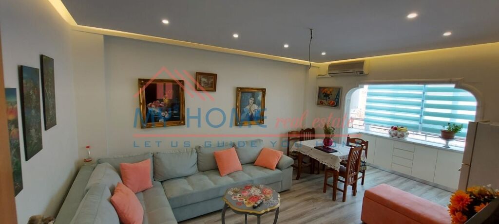 Appartamento 2+1 in vendita Vasil Shanto a Tirana