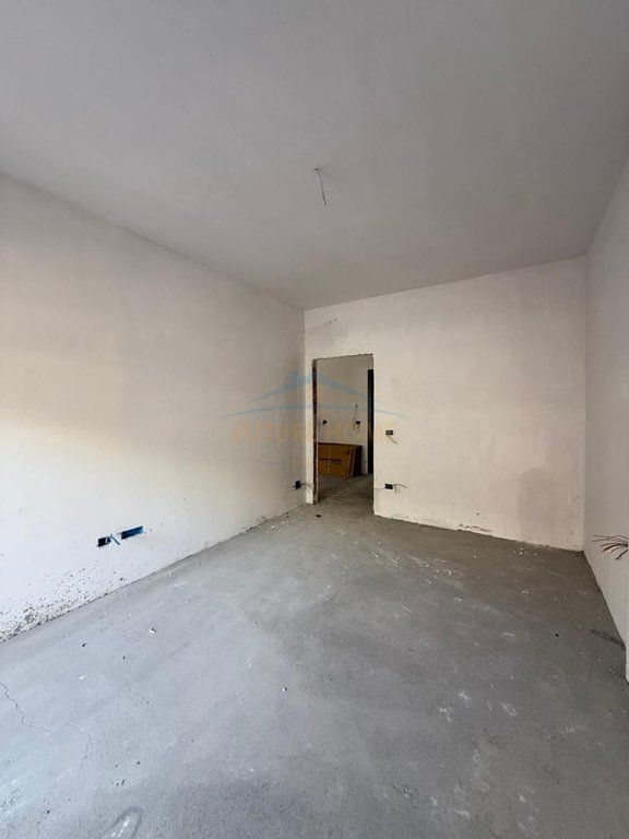 For sale, Apartment 1+1, Paskuqan