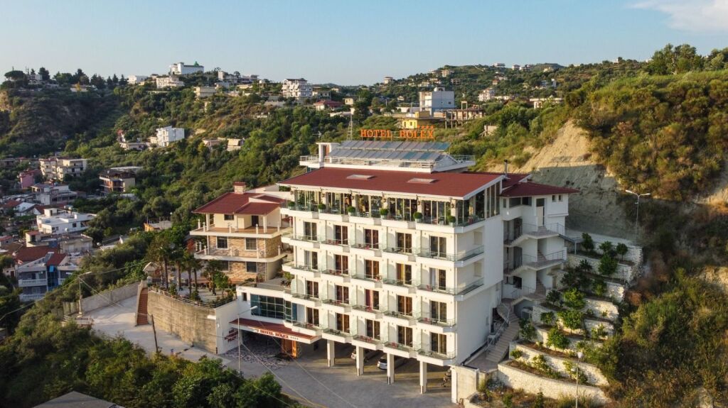 🌟 Hotel – Exclusive in the Center of Vlora for Rent! 🌟